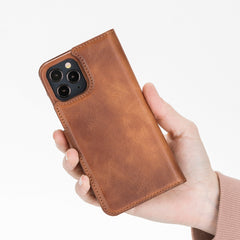 Funda tipo billetera de cuero con bloqueo RFID Florence para iPhone 12 Pro