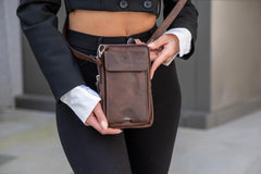Ferrara Unisex Crossbody Leather Phone Purse