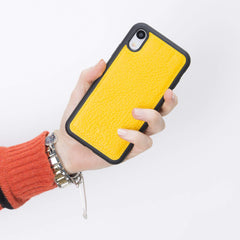 Funda de cuero Lucca Snap On para iPhone XR