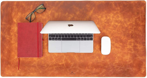 Venito Medium Leather Desk Mat
