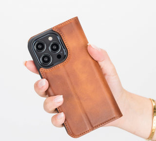 Ravenna RFID Blocking Detachable Leather Wallet Case for iPhone 14 Pro