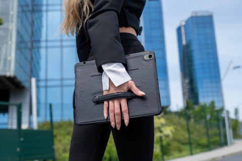 Funda tipo billetera de cuero Lecce para iPad Pro 12.9 2021 (5.a generación)/ 2020 (4.a generación)/ 2022 (6.a generación)