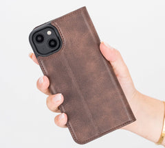 Funda tipo billetera de cuero desmontable con bloqueo RFID Ravenna para iPhone 14 Plus