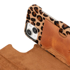 Funda tipo billetera de cuero con bloqueo RFID Florence para iPhone 15