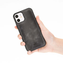 Funda de cuero Lucca Snap On para iPhone 13