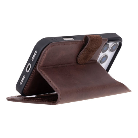 Funda tipo cartera de cuero desmontable con bloqueo RFID Ravenna para iPhone 15 Pro Max