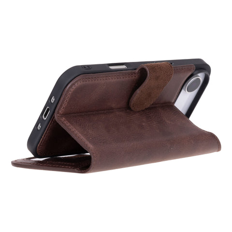 Funda tipo billetera de cuero desmontable con bloqueo RFID Ravenna para iPhone 15 Plus