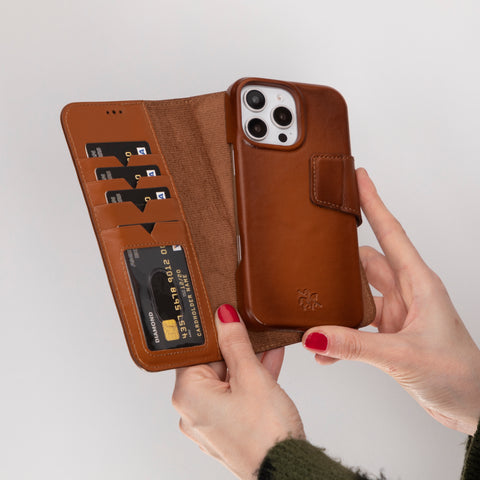 Funda tipo billetera de cuero desmontable con bloqueo RFID Ravenna para iPhone 15 Pro