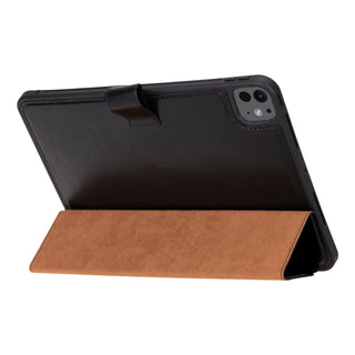 Pissa Leather iPad Pro 11" (2024) Case