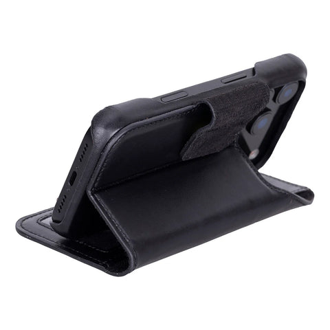 Elite Magic iPhone 17 Pro Leather Detachable Wallet Case