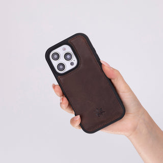 Lucca Snap On Leather Case for iPhone 16 Pro