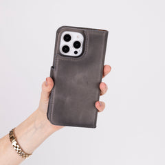 Funda tipo billetera de cuero con bloqueo RFID Florence para iPhone 15 Pro