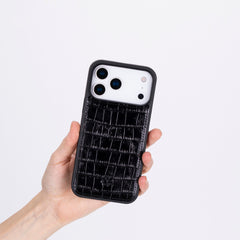 Funda de cuero Lucca Snap On para iPhone 15 Pro