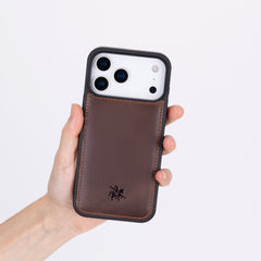 Funda de cuero Lucca Snap On para iPhone 15 Pro