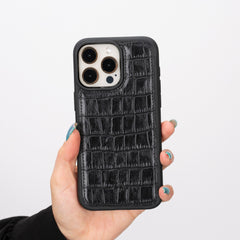 Funda de cuero Lucca Snap On para iPhone 15 Pro Max